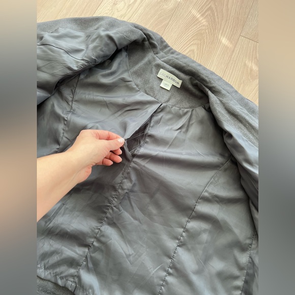 Sagharbor cape style suiting blazer - Picture 10 of 10